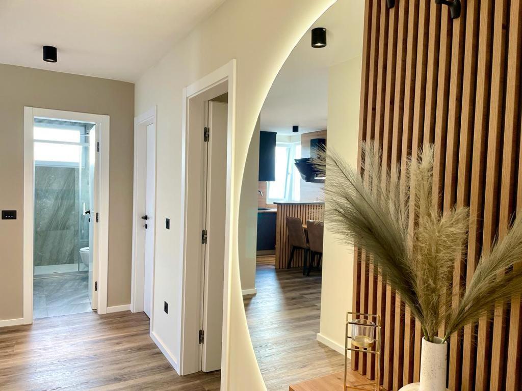 Apartment Linda With Panoramic Sea View マカルスカ エクステリア 写真